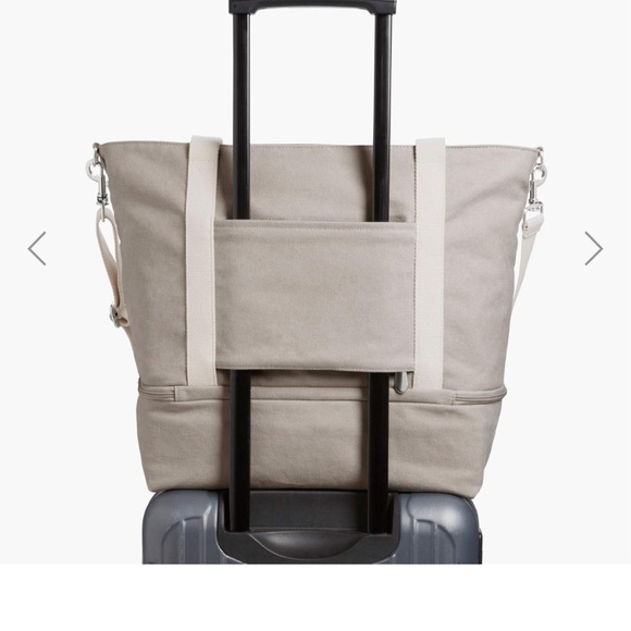 Lo & Sons Catalina Deluxe Tote - Picture 2 of 12